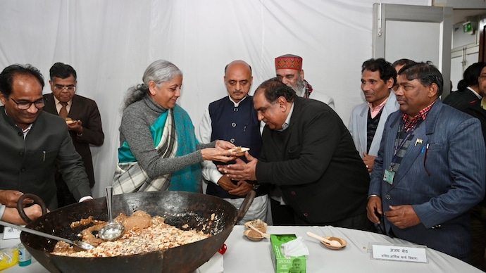 Halwa Ceremony Ahead Of Budget Presentation 24295979 16x9 0