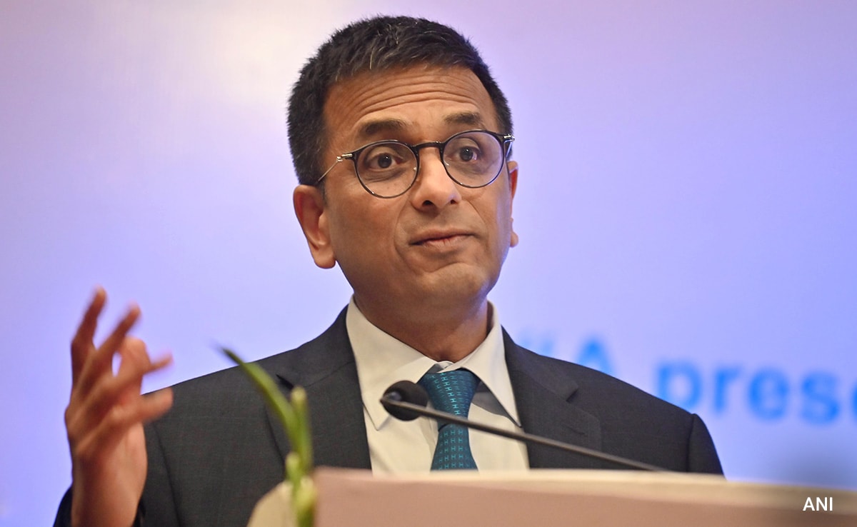 Hvo1c22c Cji Dy Chandrachud Ani 625x300 10 August 23